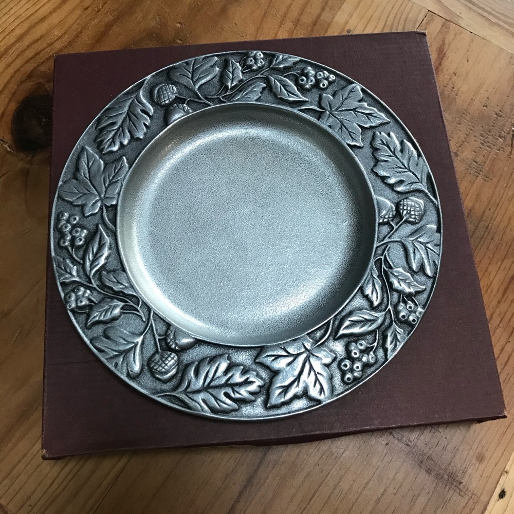 NIB 2001 Longaberger Falling Leaves Metal Plate